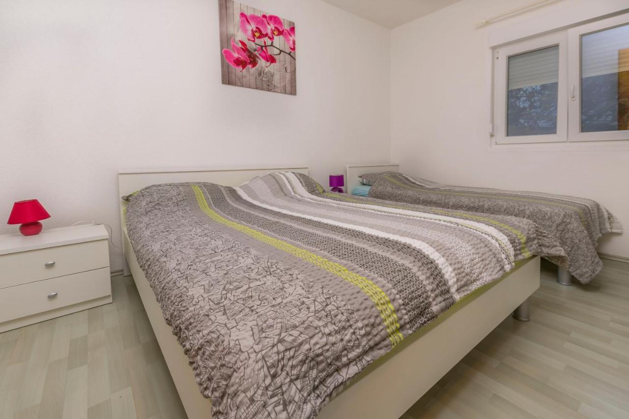 Apartments Olivera ロゴズニッツァ エクステリア 写真