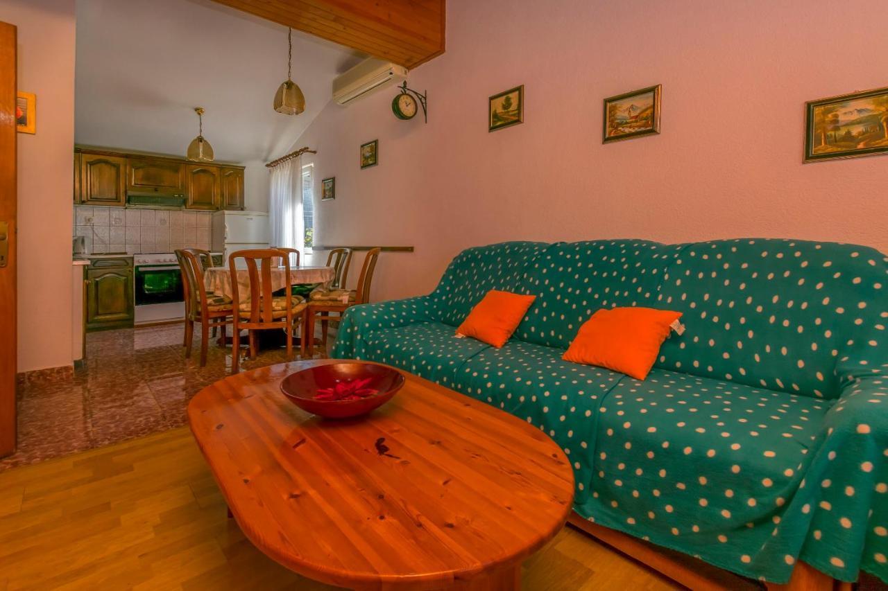 Apartments Olivera ロゴズニッツァ エクステリア 写真