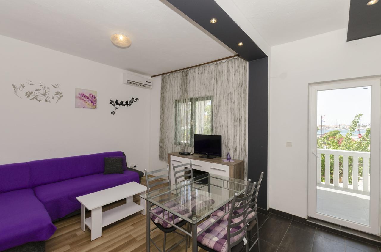 Apartments Olivera ロゴズニッツァ エクステリア 写真