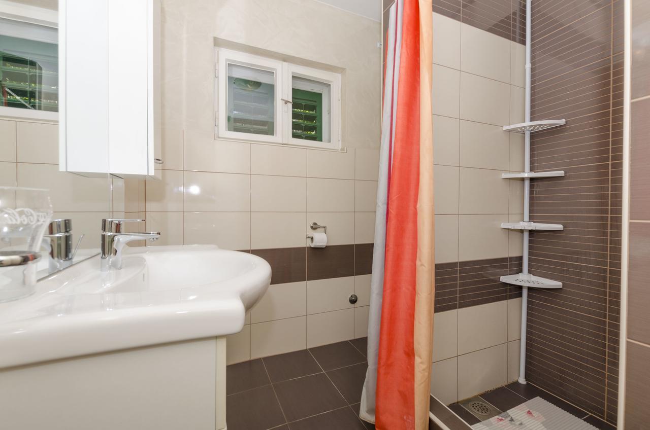 Apartments Olivera ロゴズニッツァ エクステリア 写真