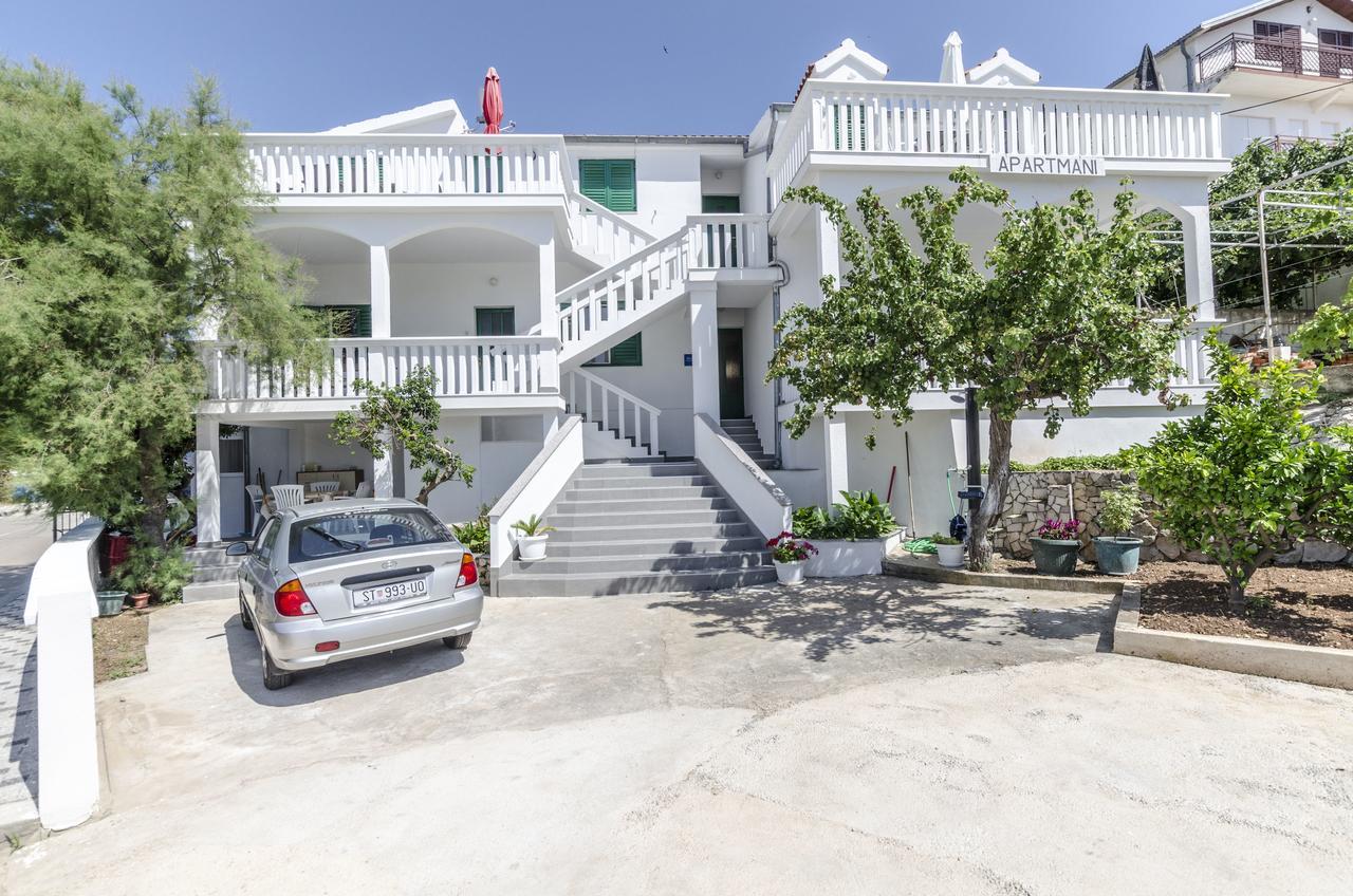 Apartments Olivera ロゴズニッツァ エクステリア 写真