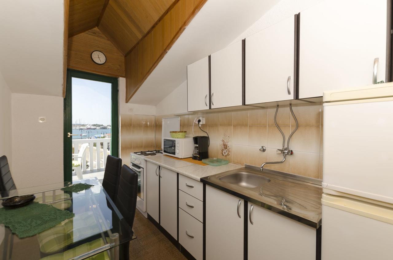Apartments Olivera ロゴズニッツァ エクステリア 写真