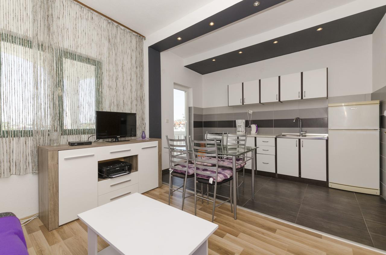 Apartments Olivera ロゴズニッツァ エクステリア 写真
