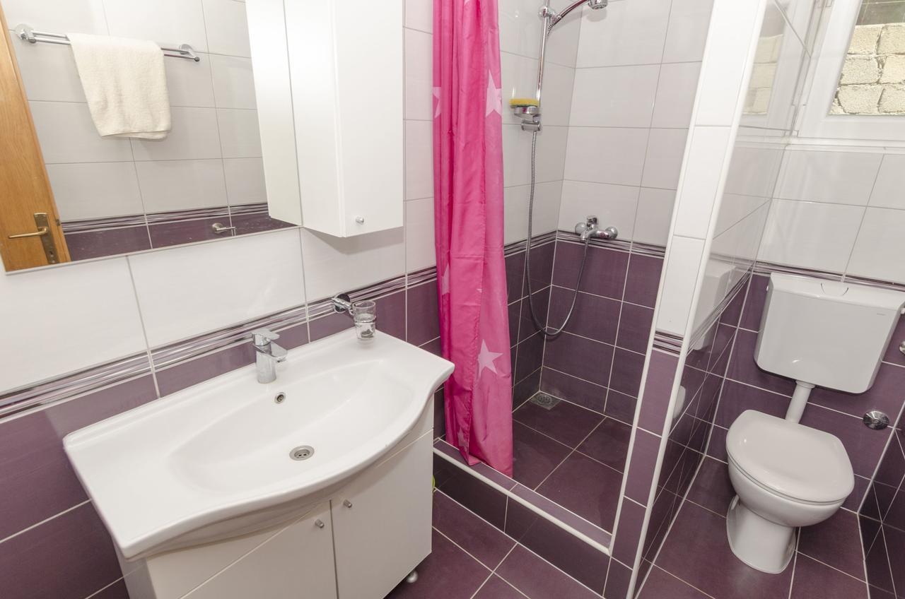 Apartments Olivera ロゴズニッツァ エクステリア 写真