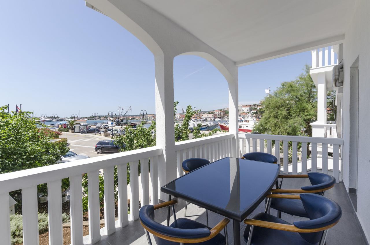 Apartments Olivera ロゴズニッツァ エクステリア 写真